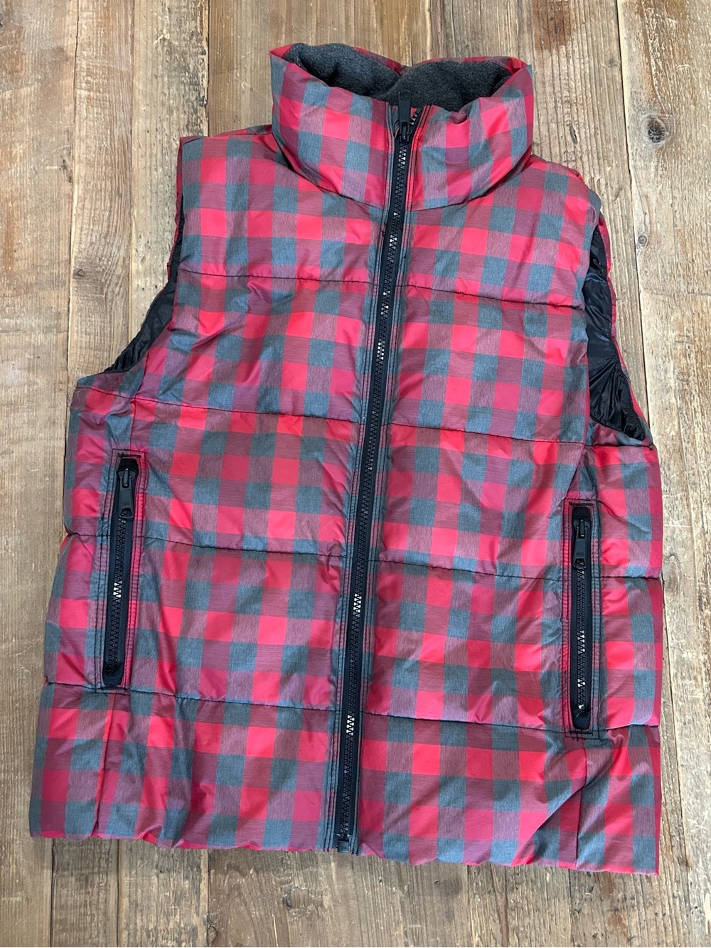 GAP Puffer Vest Winter Warmth Outerwear Holiday Plaid‎ Puffer Vest Size XS